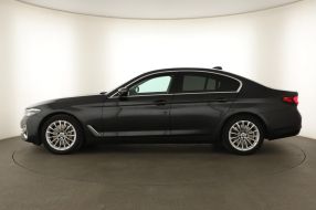 BMW 5 - 2023