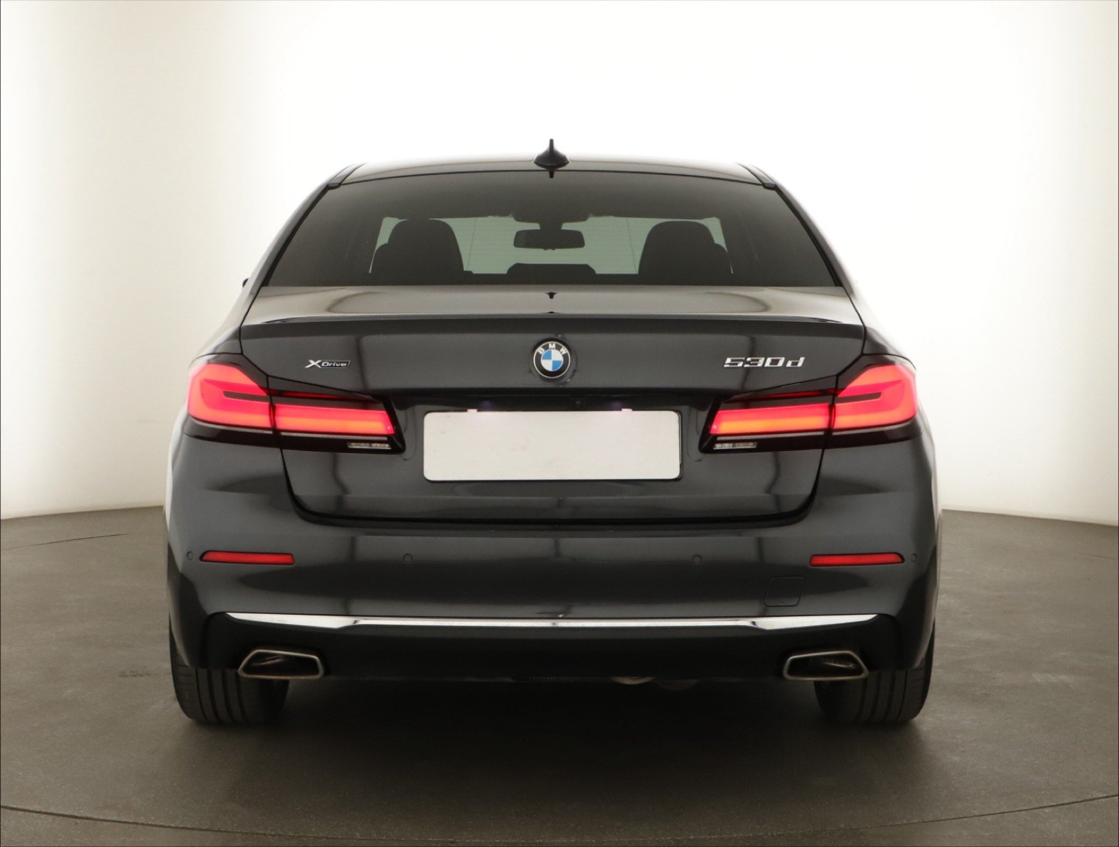 BMW 5 - 2023