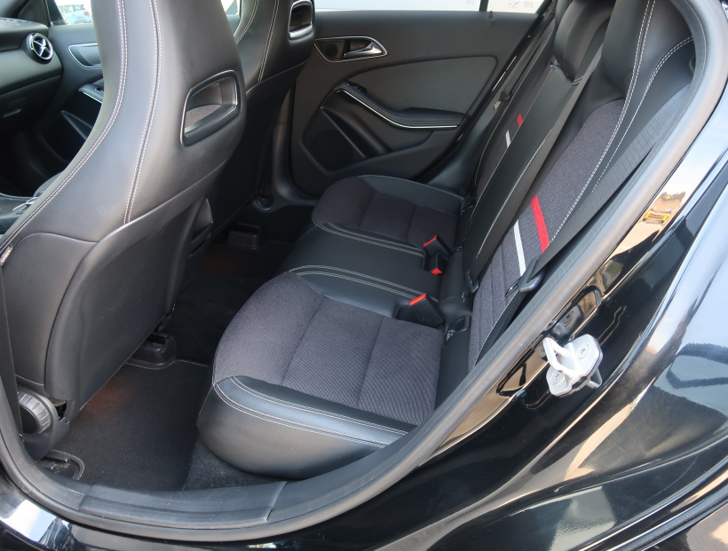Mercedes-Benz A, 2013