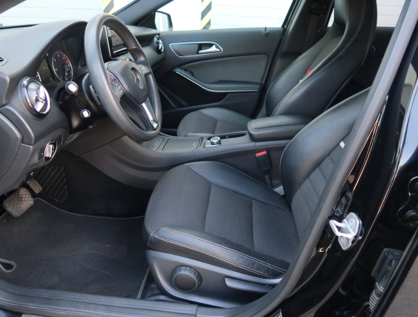 Mercedes-Benz A, 2013