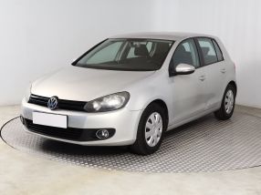 Volkswagen Golf - 2010