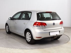 Volkswagen Golf - 2010