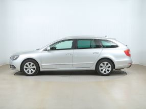 Škoda Superb - 2013
