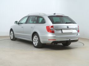 Škoda Superb - 2013