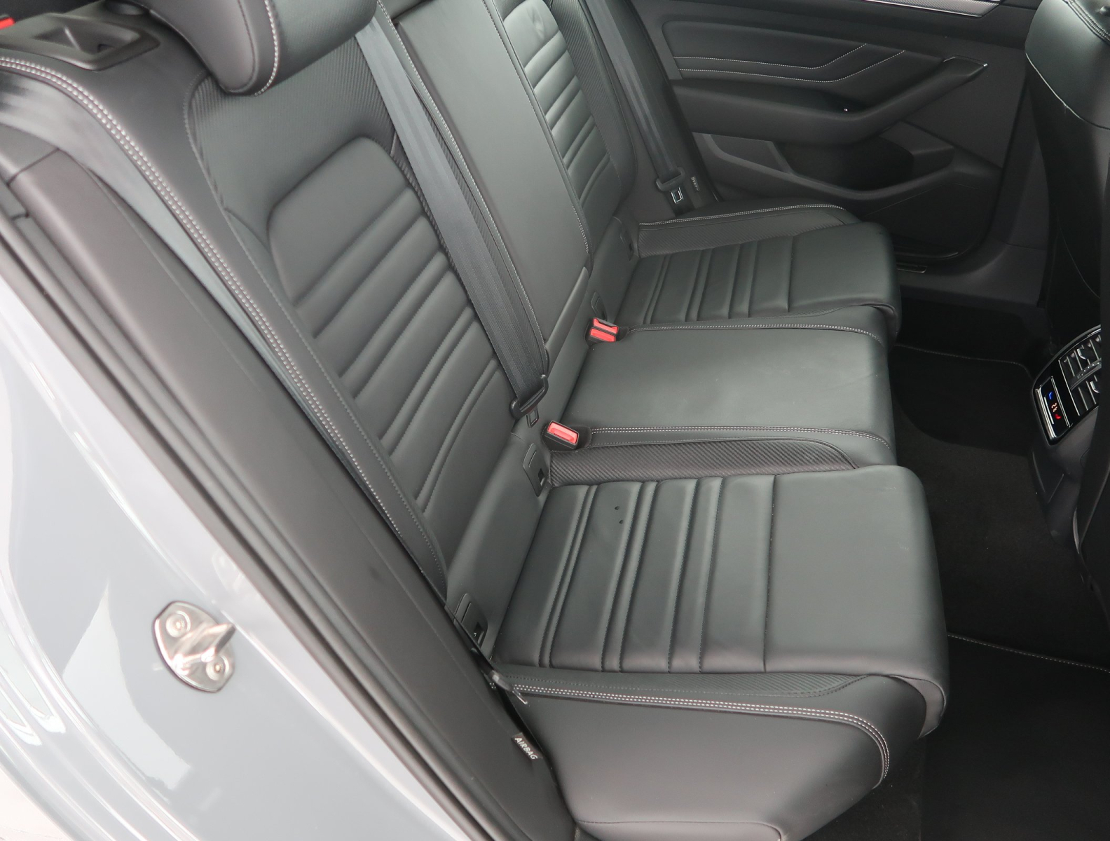 Volkswagen Passat - 2022