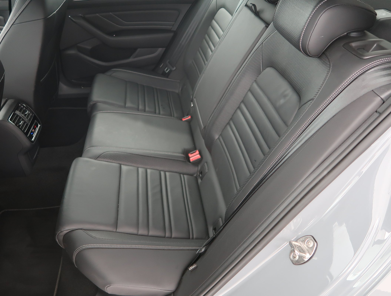 Volkswagen Passat - 2022