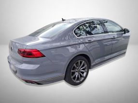 Volkswagen Passat - 2022