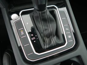 Volkswagen Passat - 2022