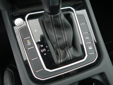 Volkswagen Passat - 2022