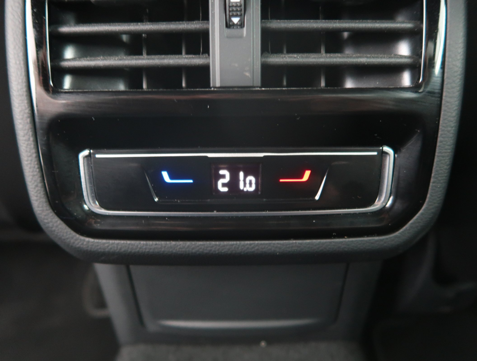 Volkswagen Passat - 2022