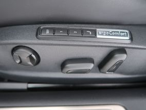 Volkswagen Passat - 2022