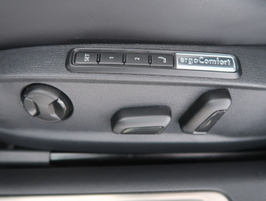 Volkswagen Passat - 2022