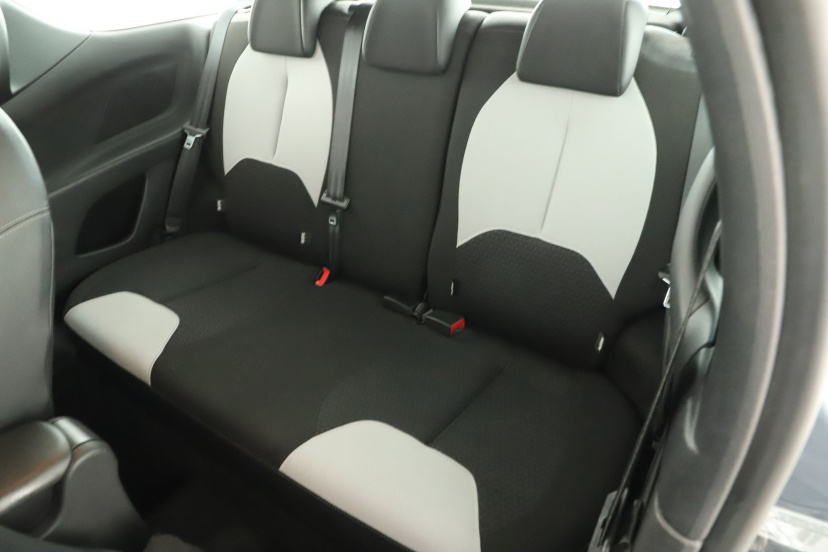 Citroen DS3, 2011