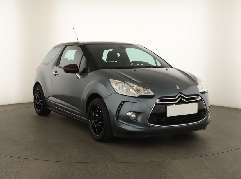 Citroen DS3, 2011
