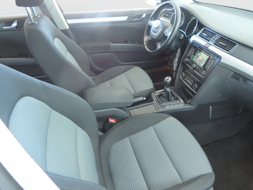 Škoda Superb, 2013