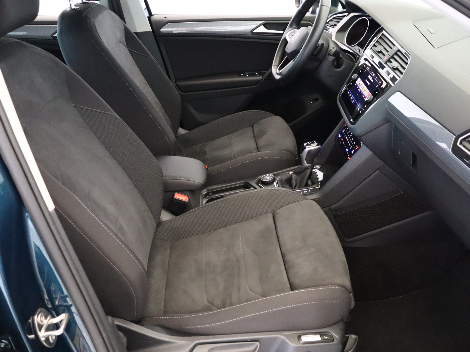 Volkswagen Tiguan - 2022