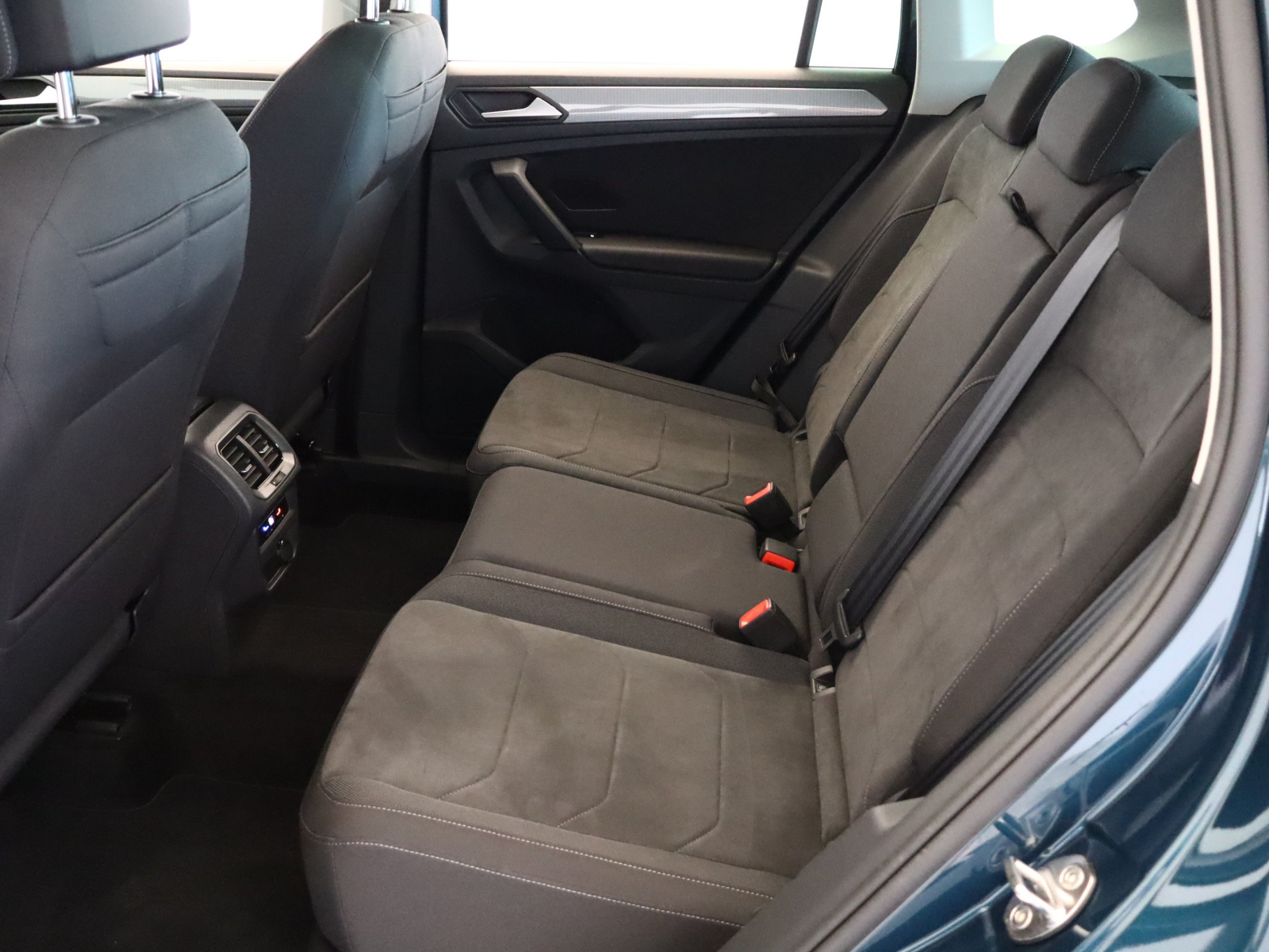 Volkswagen Tiguan - 2022
