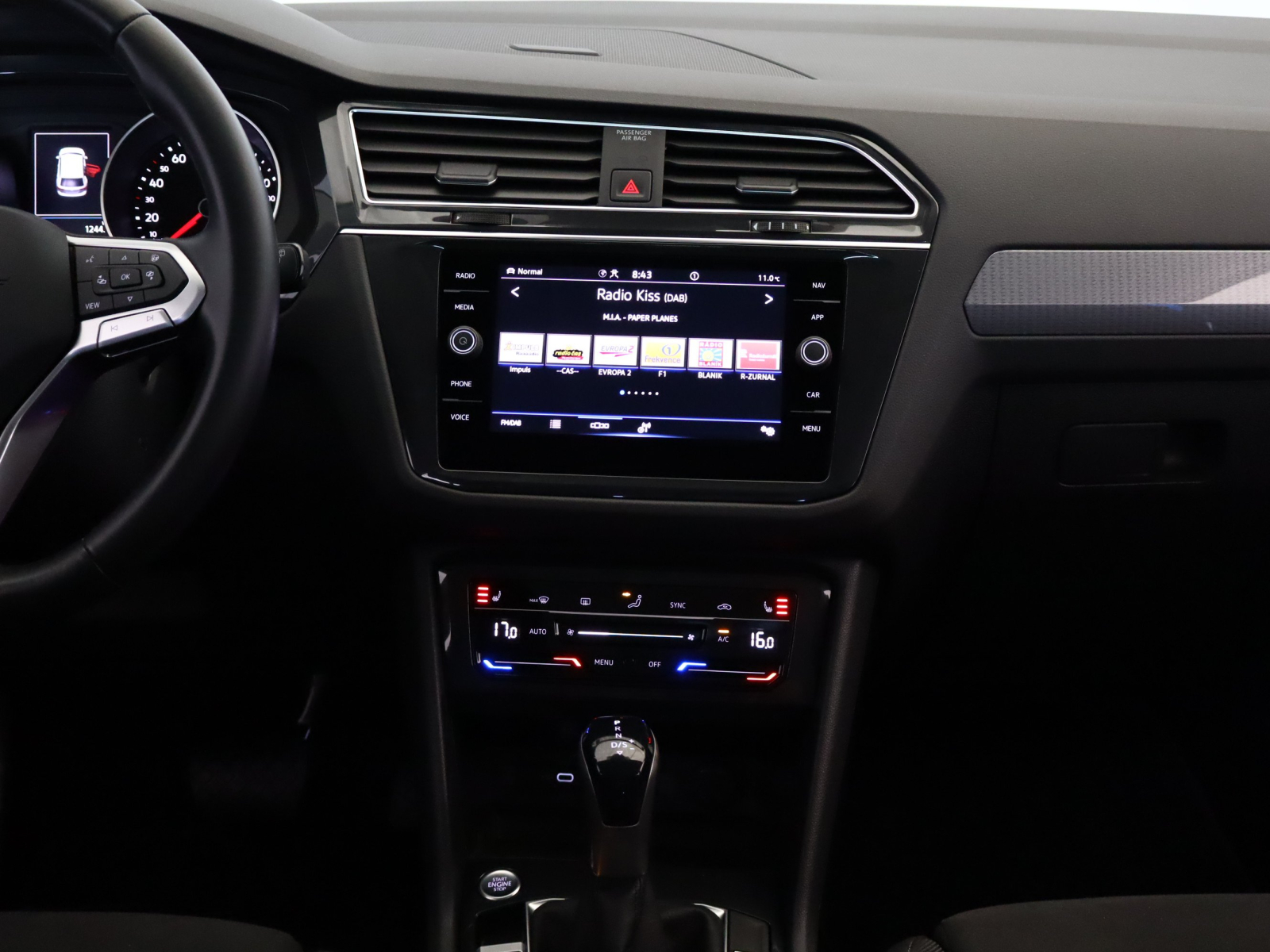 Volkswagen Tiguan - 2022