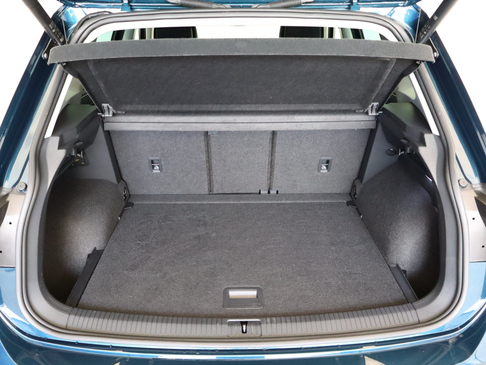 Volkswagen Tiguan - 2022