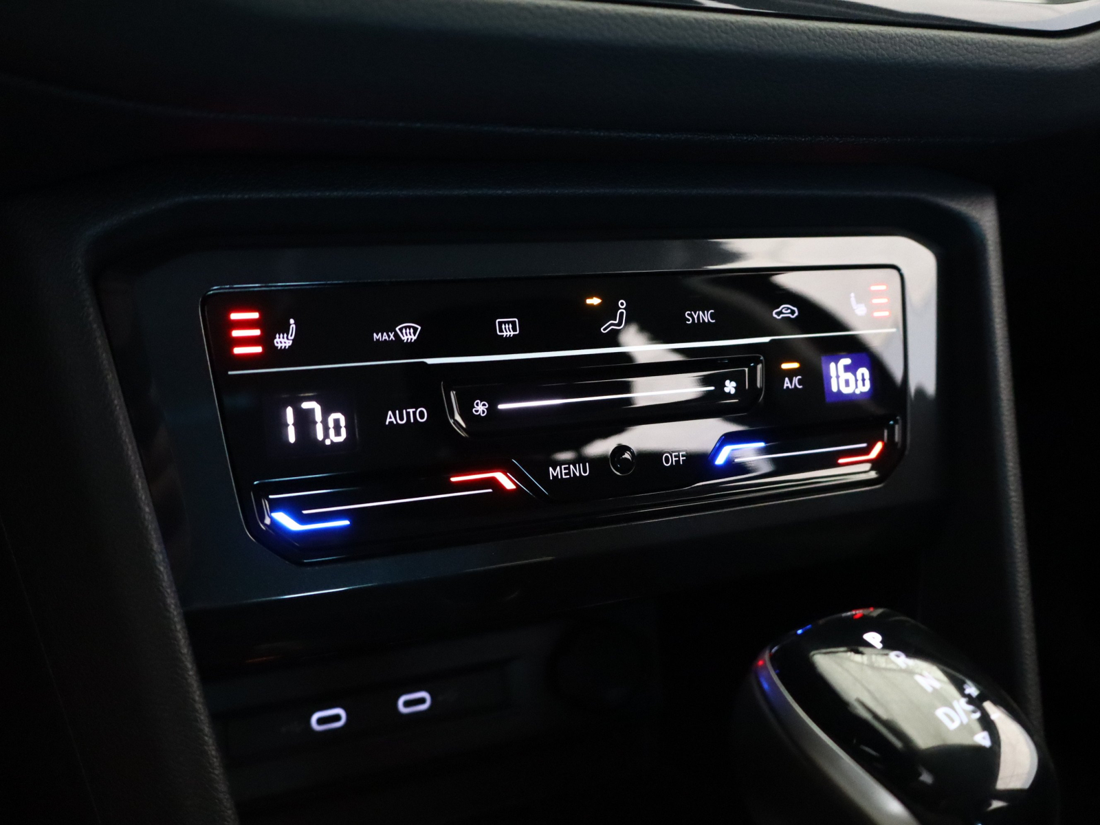 Volkswagen Tiguan - 2022