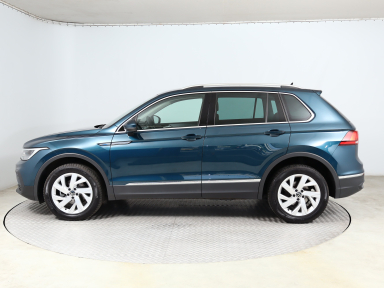 Volkswagen Tiguan - 2022