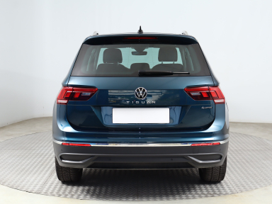 Volkswagen Tiguan - 2022