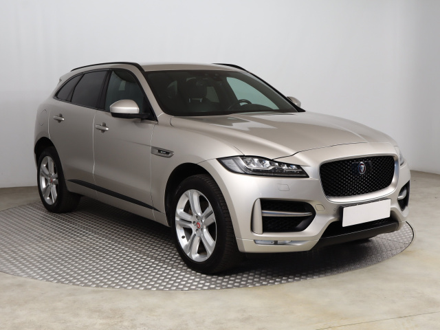 Jaguar F-Pace 2018