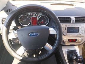Ford Kuga - 2008