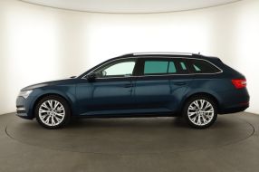 Škoda Superb - 2021