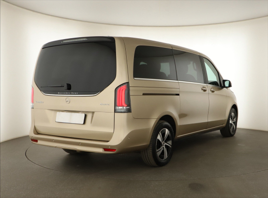 Mercedes-Benz V