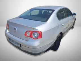 Volkswagen Passat - 2008