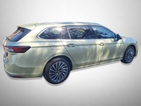 Skoda Superb - 2025