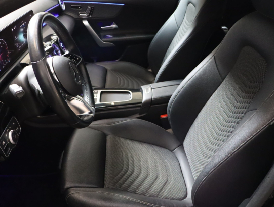 Mercedes-Benz A 200 d