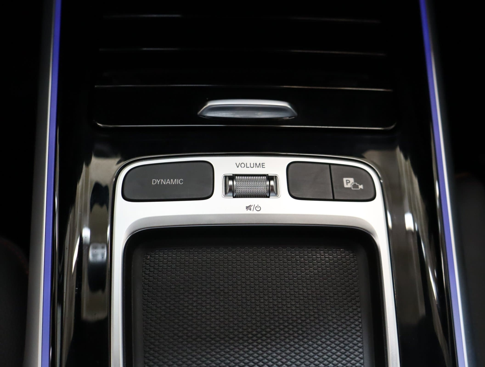 Mercedes-Benz GLB - 2024