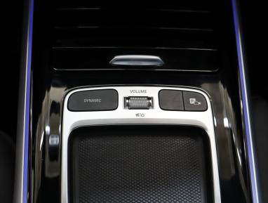 Mercedes-Benz GLB - 2024