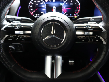 Mercedes-Benz GLB - 2024