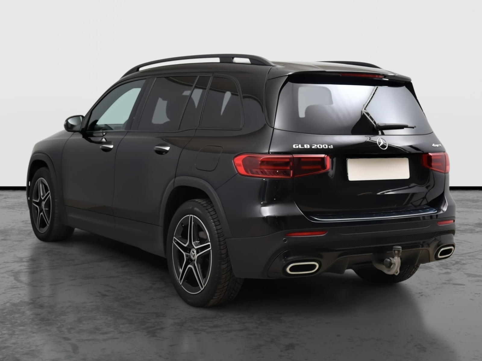 Mercedes-Benz GLB - 2024