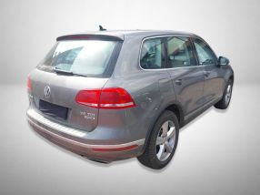 Volkswagen Touareg - 2015