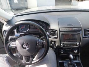 Volkswagen Touareg - 2015