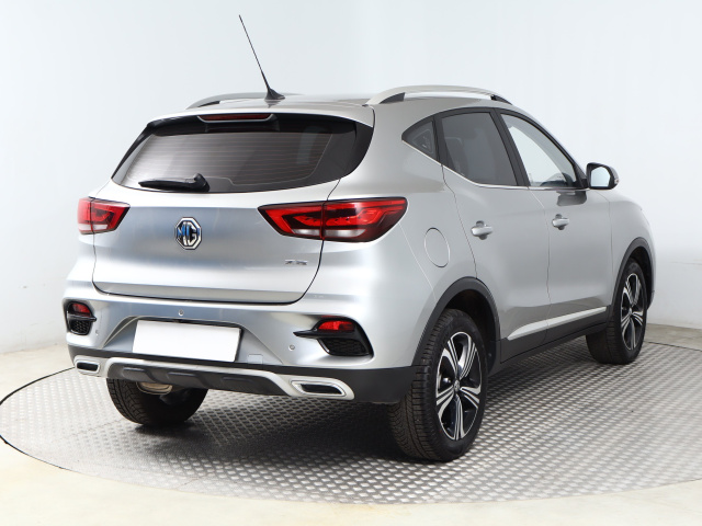 MG ZS SUV