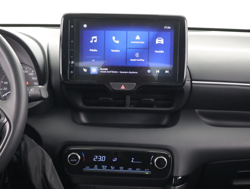 Toyota Yaris, 2024