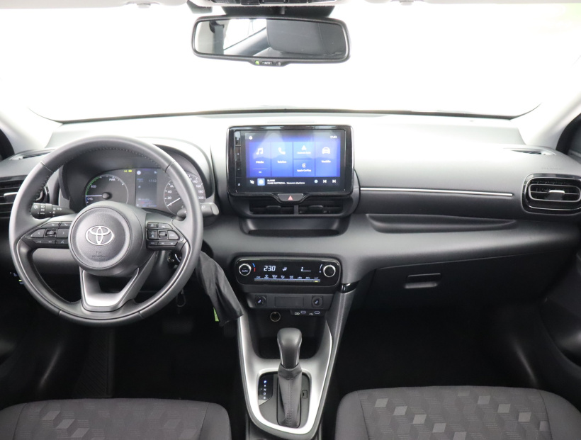 Toyota Yaris, 2024