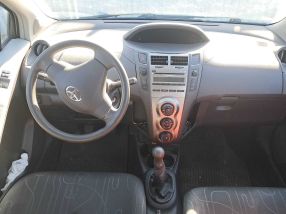 Toyota Yaris - 2010