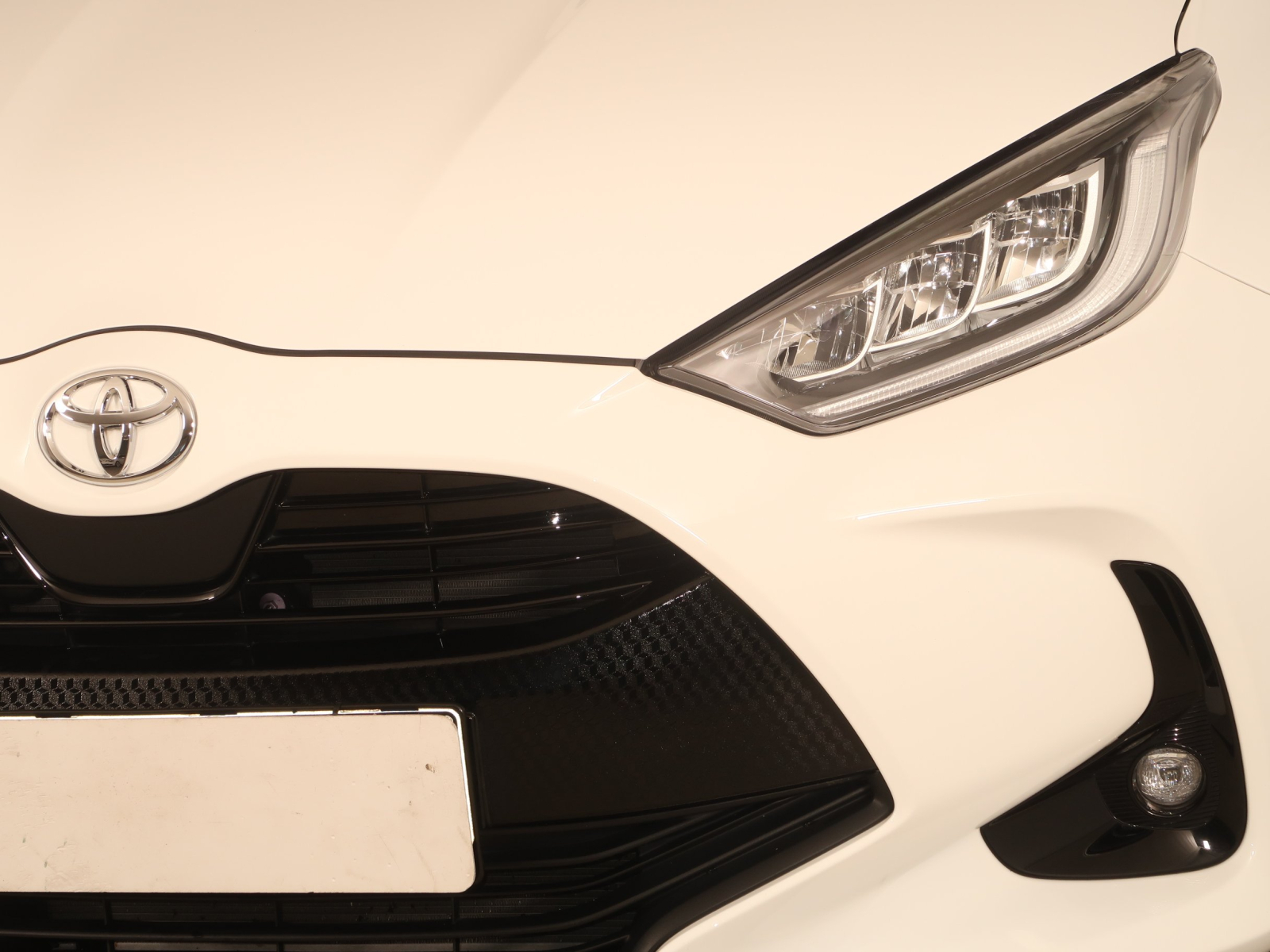 Toyota Yaris - 2023