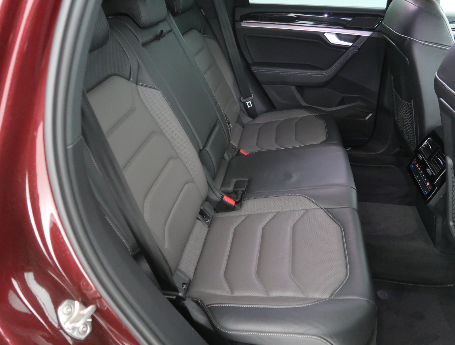 Volkswagen Touareg - 2022