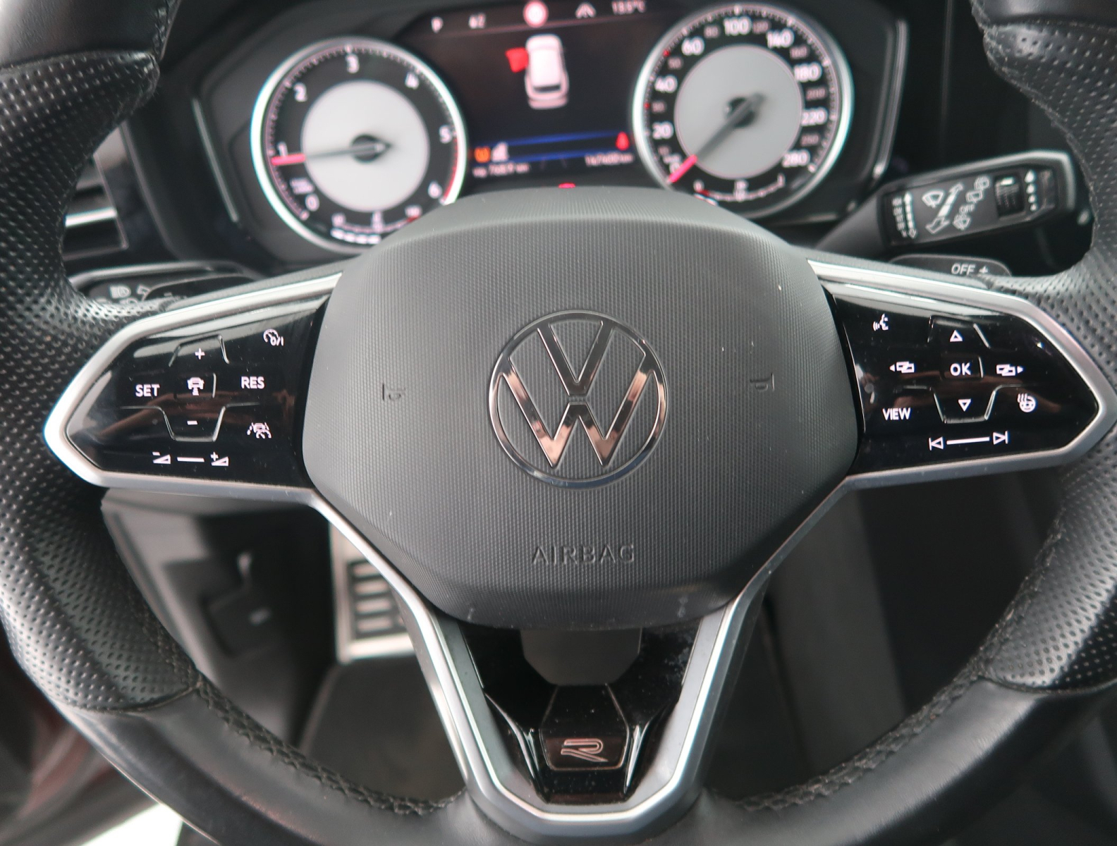 Volkswagen Touareg - 2022