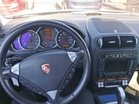 Porsche Cayenne - 2005
