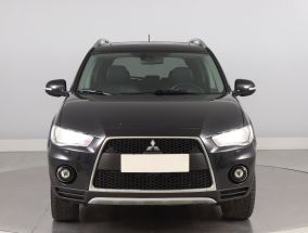 Mitsubishi Outlander - 2011