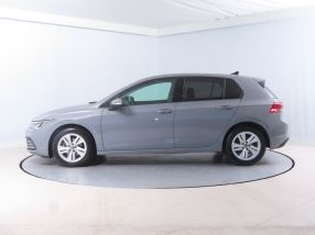 Volkswagen Golf - 2023