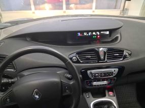 Renault Grand Scenic - 2015